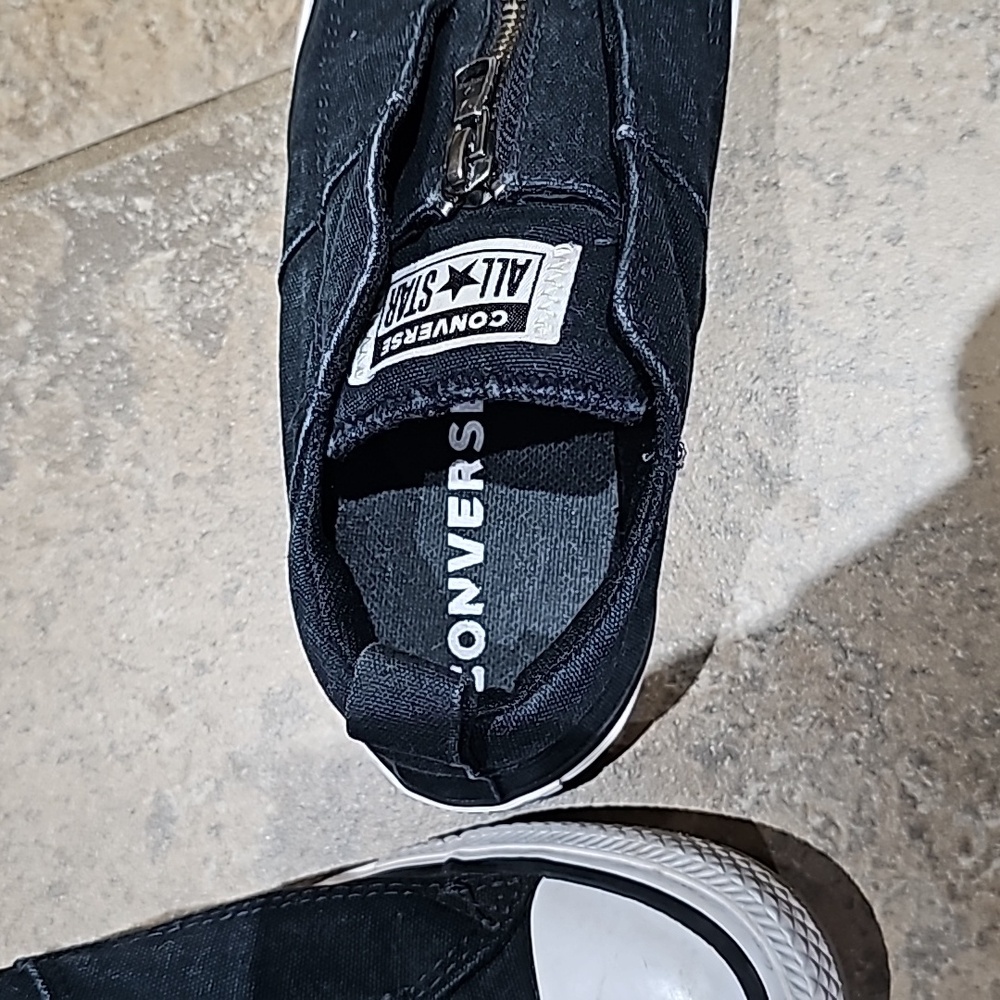 Converse All Star black and white shoes - Picture 3 of 10